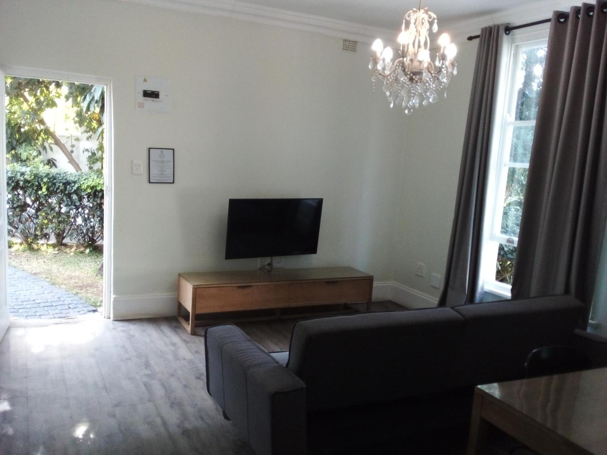 Essenwood House Hotel Дърбан Екстериор снимка